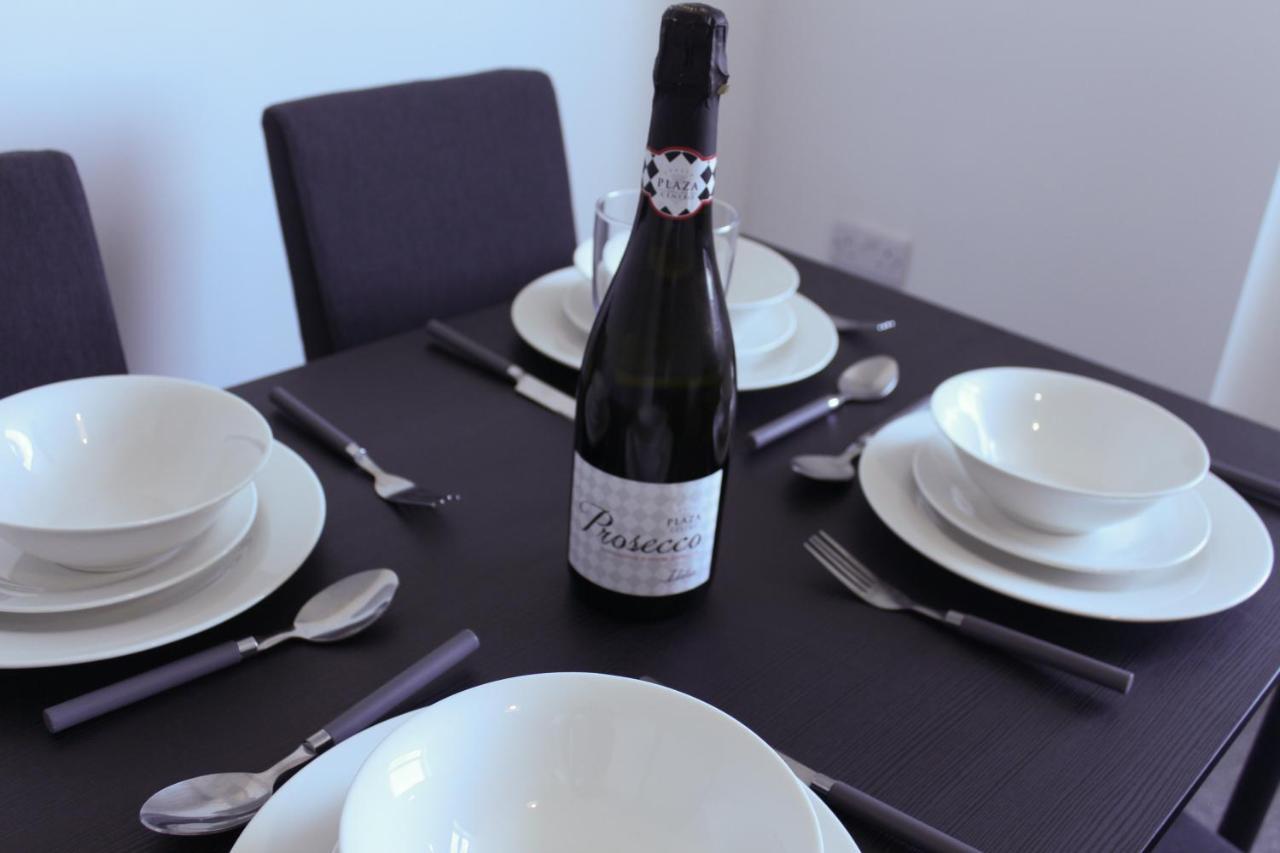 Spacious & Pet-Friendly 1Br Apt In Heywood Appartement Buitenkant foto